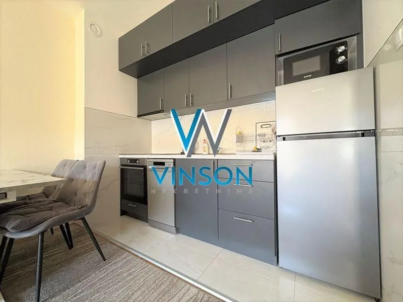 Izdavanje, jednosoban stan, 38m², Centar, Novi Sad