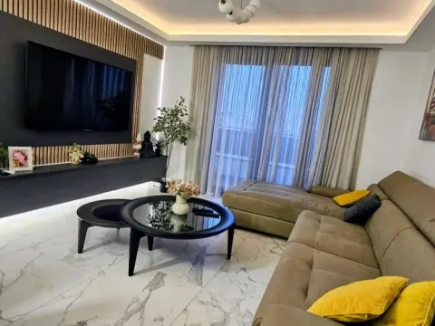 Stan in Zemun Gornji Grad