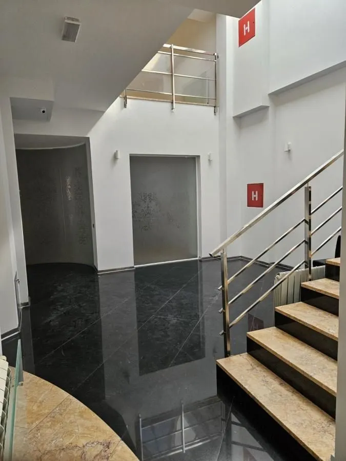 Rent, office space, 360m², Centar, Novi Sad