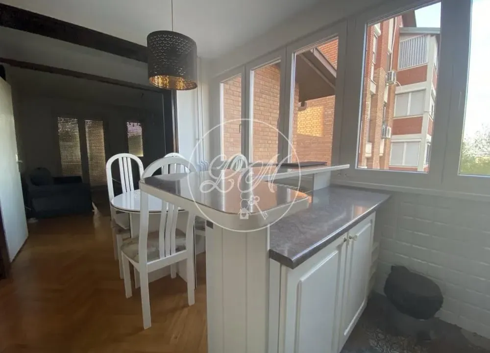 Izdavanje, dvosoban stan, 65m², Karaburma, Palilula Sve Podlokacije