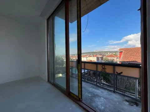 Prodaja, jednosoban stan, 40m², Stari Aerodrom, Podgorica - image 8