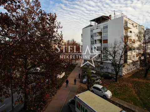 Izdavanje, poslovni prostor, 50m², Preko Morače, Podgorica - image 13