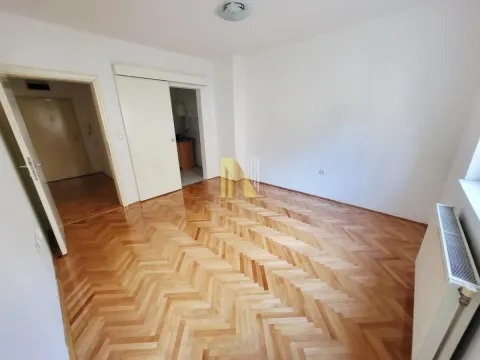 Izdavanje, jednosoban stan, 38m², Podbara, Novi Sad Sve Podlokacije - image 3