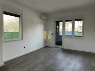 Izdavanje, poslovni prostor, 71m², Veternička rampa, Novi Sad Sve Podlokacije - image 4