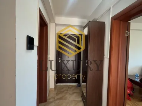 Izdavanje, trosoban stan, 92m², 1 maj, Podgorica - image 11