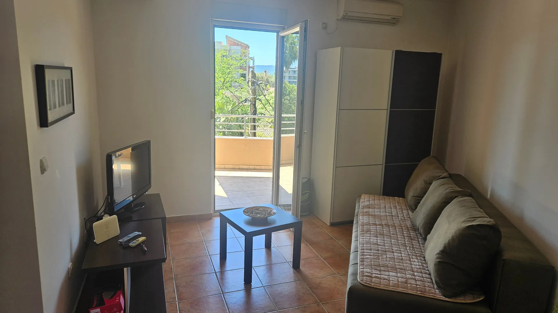 Izdavanje, jednosoban stan, 35m², Kumbor, Herceg Novi