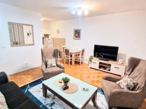 Izdavanje, stan, 66m², Tuški Put, Podgorica - image 7