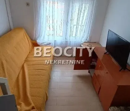 Izdavanje, stan, 53m², Centar, Novi Sad