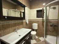 Izdavanje, trosoban stan, 130m², Centar, Tivat - image 24