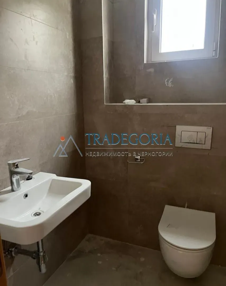 Prodaja, dvosoban stan, 55m², Bečići, Budva