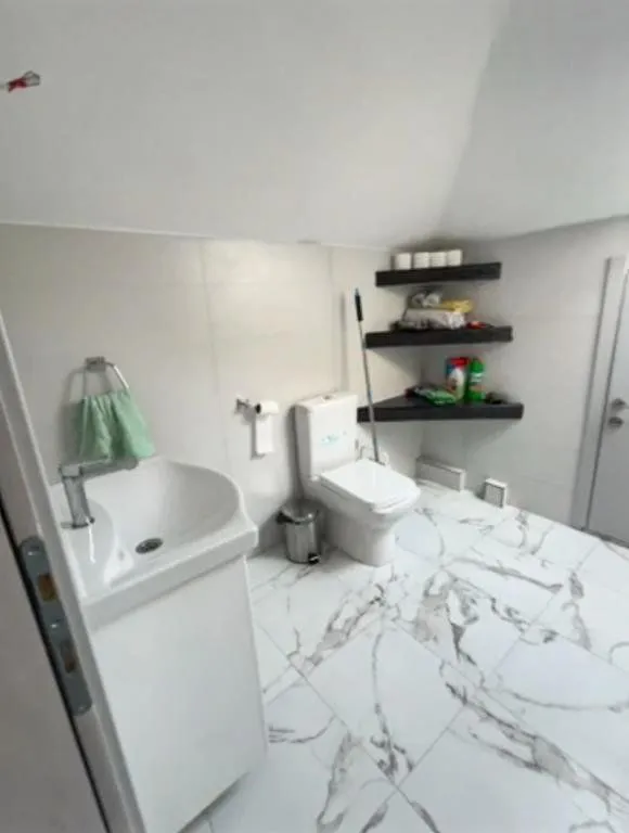 Izdavanje, dvosoban stan, 60m², Zabjelo, Podgorica