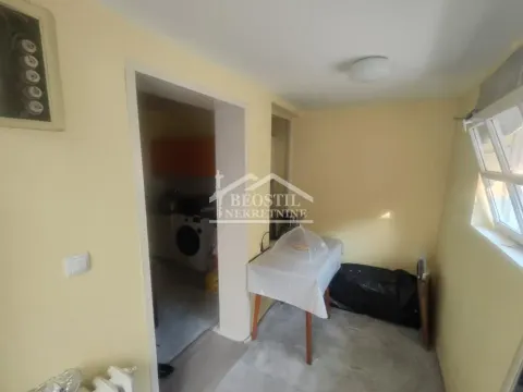 Sale, one bedroom apartment, 22m², Zemun Centar, Zemun Sve Podlokacije - image 4