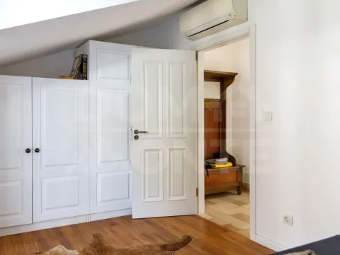Sale, three bedroom apartment, 208m², Risan, Kotor - image 9