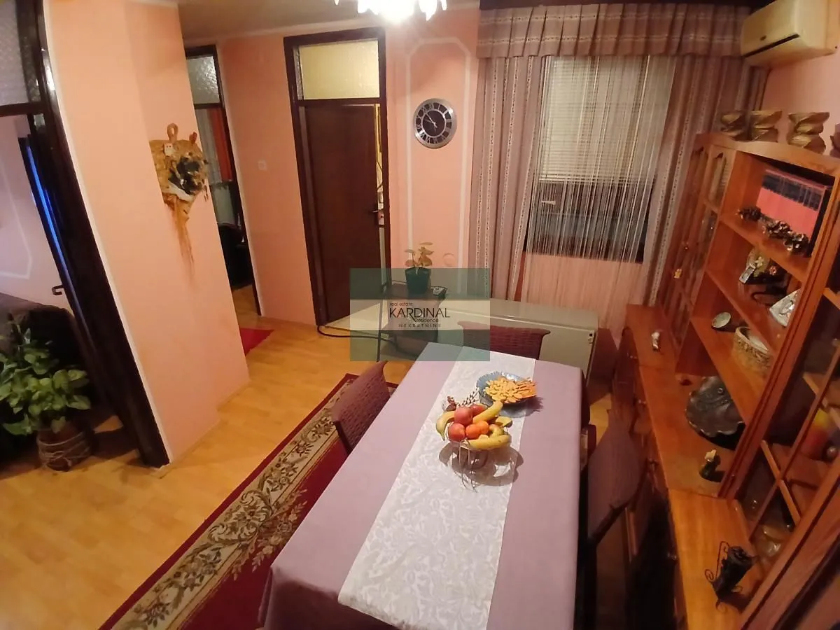 Prodaja, dvosoban stan, 50m², Tabane, Jagodina