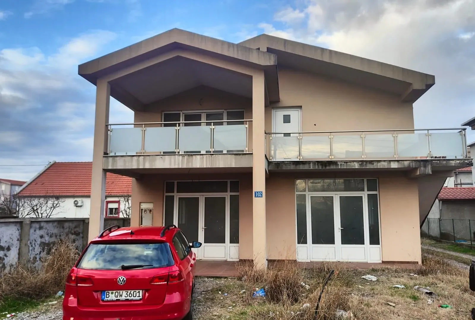 Sale, house, 250m², Karaburško Polje, Podgorica