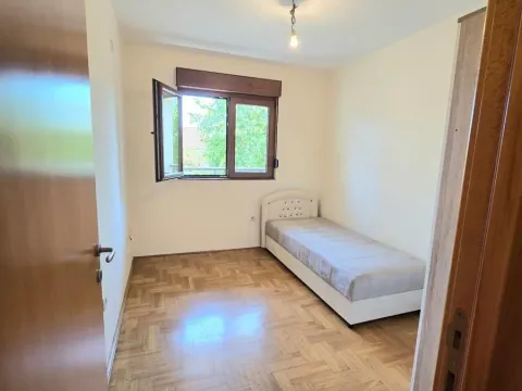 Prodaja, dvosoban stan, 64m², Stari Aerodrom, Podgorica - image 13