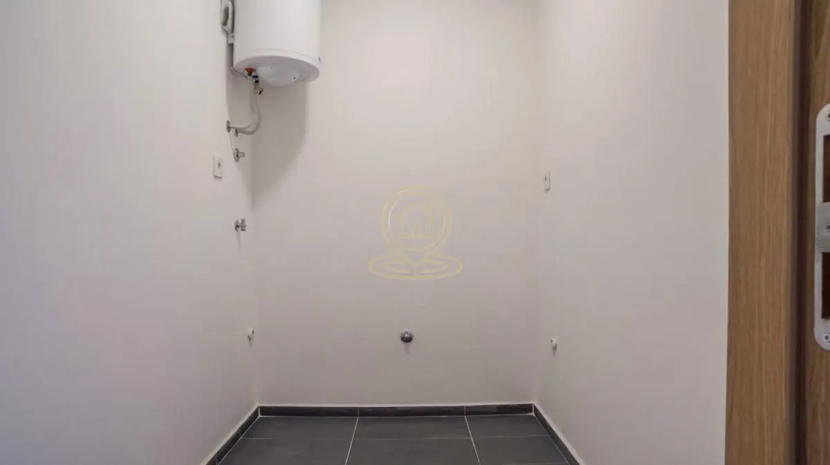 Prodaja, četvorosoban stan, 78m², Sremska Kamenica, Petrovaradin