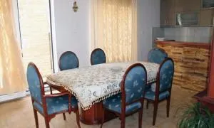 Prodaja, kuća, 400m², Srbina, Herceg Novi - image 9