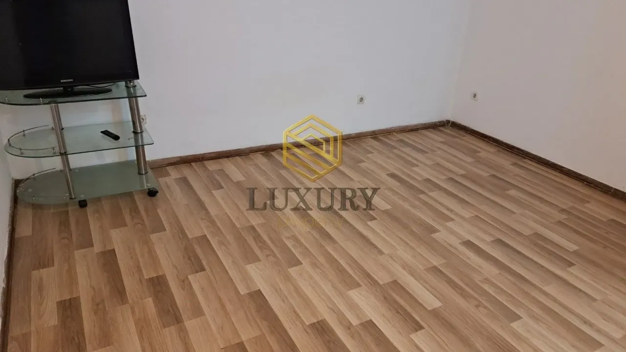 Rent, office space, 28m², Tološi, Podgorica