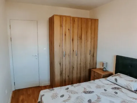 Rent, one bedroom apartment, 40m², Pobrežje, Podgorica - image 5