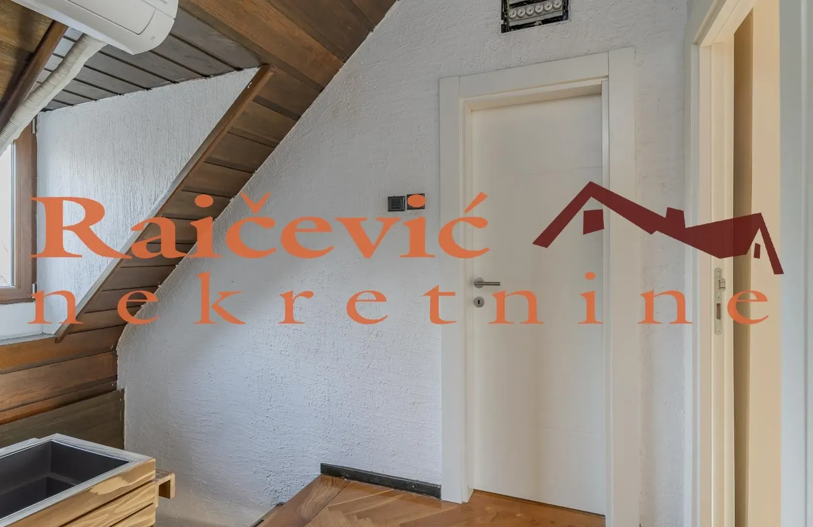 Izdavanje, kuća, 110m², Savski Venac, Beograd