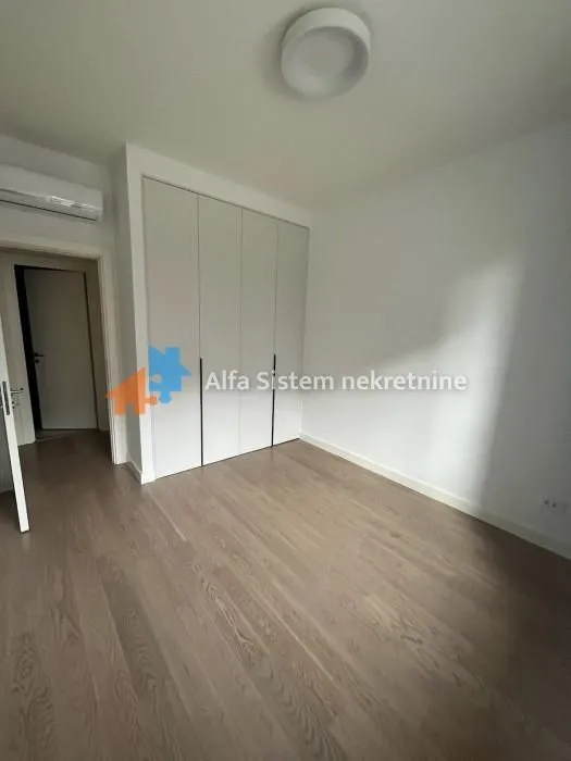 Rent, three bedroom apartment, 79m², Savski Venac, Beograd