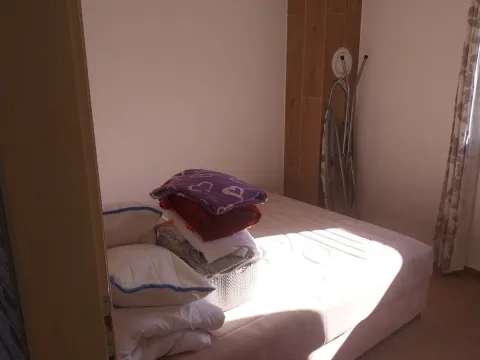 Izdavanje, jednosoban stan, 40m², Radanovići, Kotor - image 5