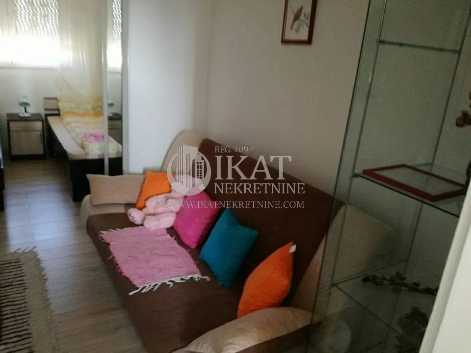 Rent, one bedroom apartment, 40m², Savski Venac, Beograd