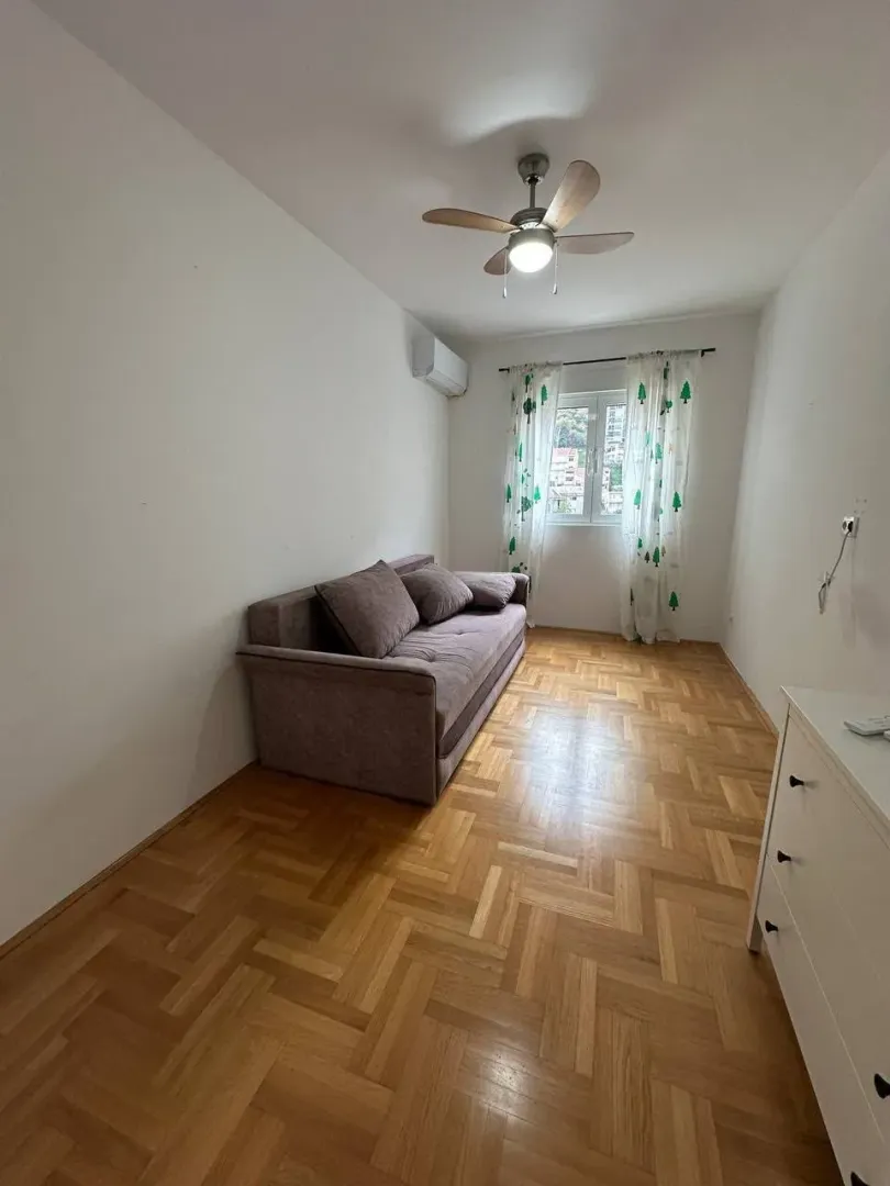 Sale, two bedroom apartment, 75m², Golubovina, Budva