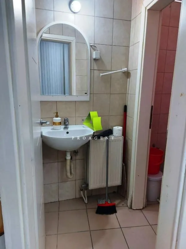 Sale, office space, 56m², Palilula, Niš