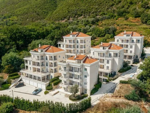 Prodaja, trosoban stan, 158m², Đenovići, Herceg Novi - image 25