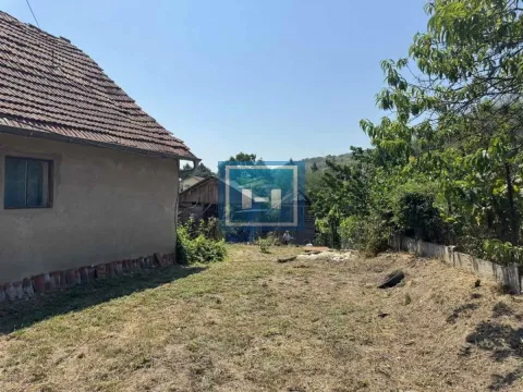 Sale, house, 80m², Ćuprija, Srbija - image 23