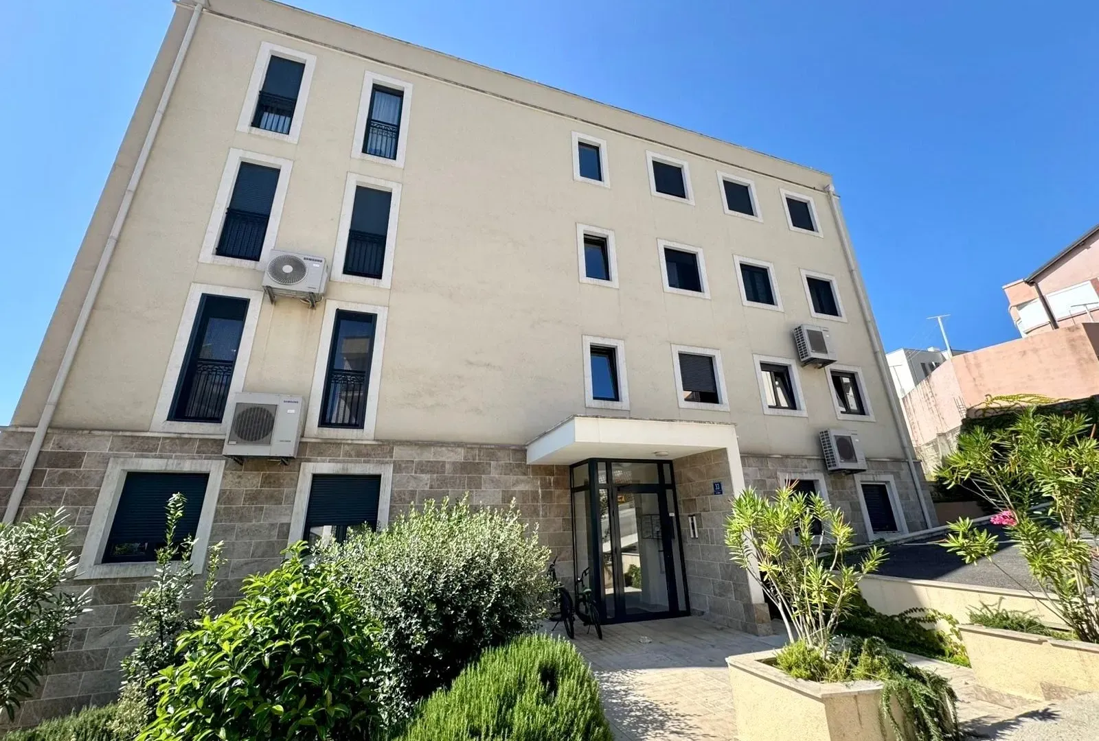 Sale, three bedroom apartment, 76m², Kava, Tivat