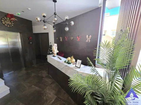 Prodaja, dvosoban stan, 83m², Bečići, Budva - image 11