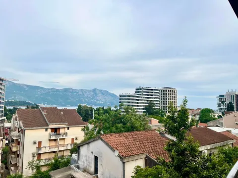 Izdavanje, jednosoban stan, 47m², Budva, Crna Gora - image 2