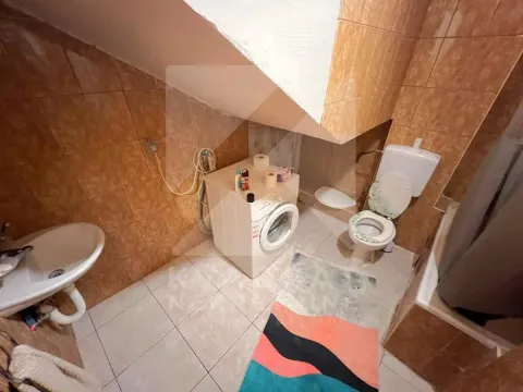 Izdavanje, jednosoban stan, 47m², Stari Aerodrom, Podgorica - image 9