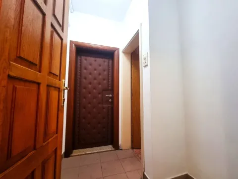 Rent, office space, 36m², Centar, Podgorica - image 6