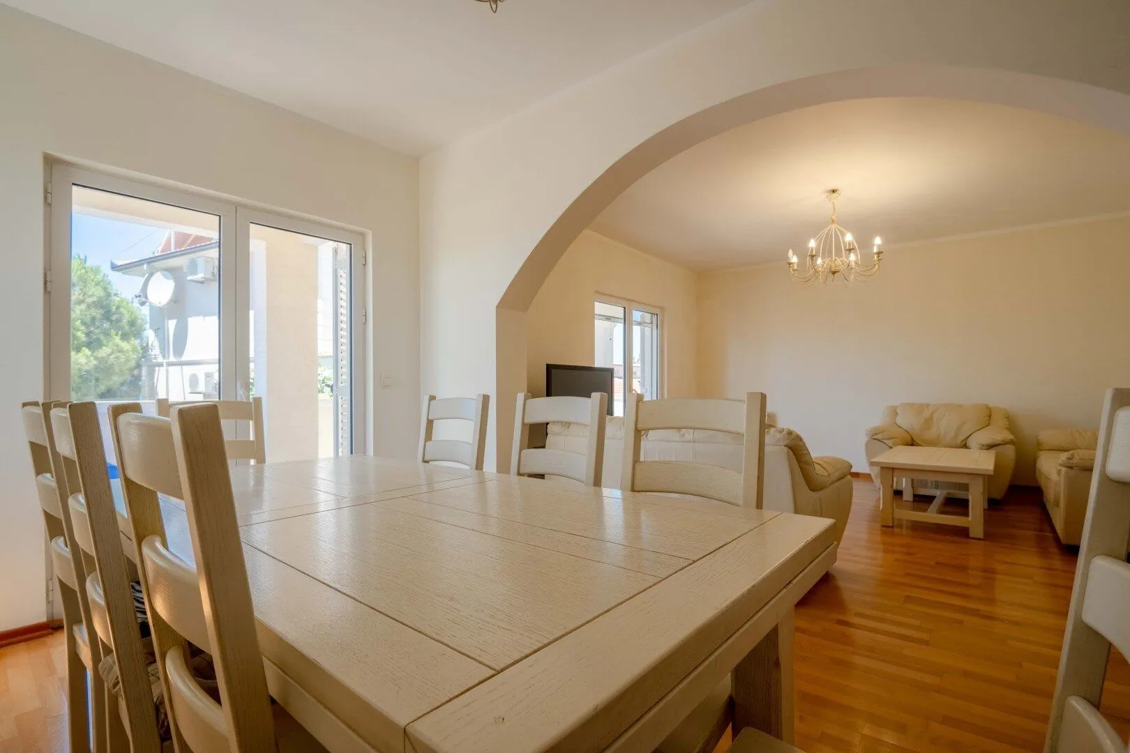 Prodaja, kuća, 400m², Dobre Vode, Bar