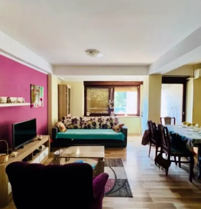 Sale, two bedroom apartment, 70m², Centar, Bar