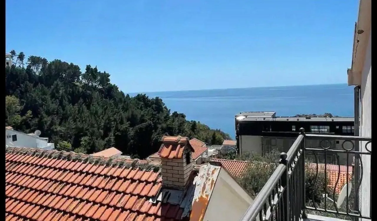 Sale, one bedroom apartment, 63m², Sveti Stefan, Budva