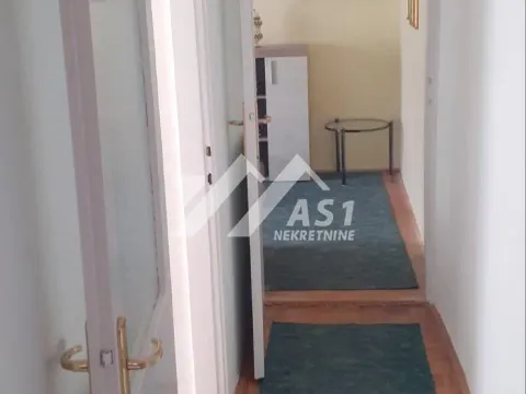 Izdavanje, dvosoban stan, 50m², Detelinara, Novi Sad Sve Podlokacije - image 4