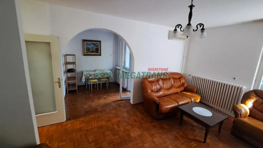 Izdavanje, dvosoban stan, 55m², Liman 1, Novi Sad Sve Podlokacije