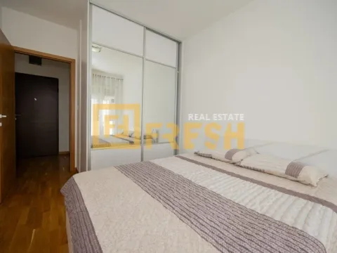 Izdavanje, jednosoban stan, 52m², City Kvart, Podgorica - image 12