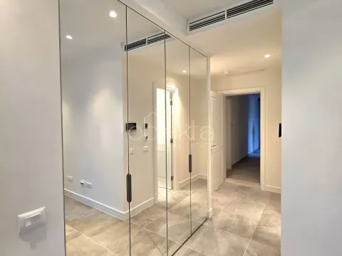 Prodaja, stan, 37m², Tivat, Crna Gora - image 3