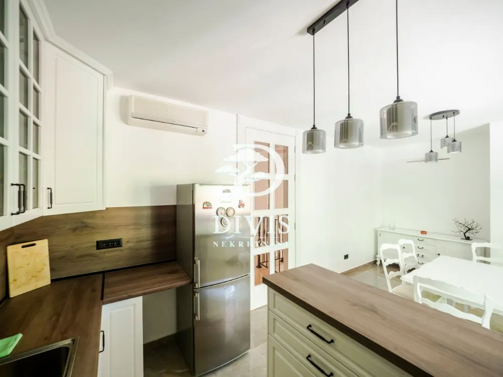 Rent, house, 450m², Banovo Brdo, Beograd