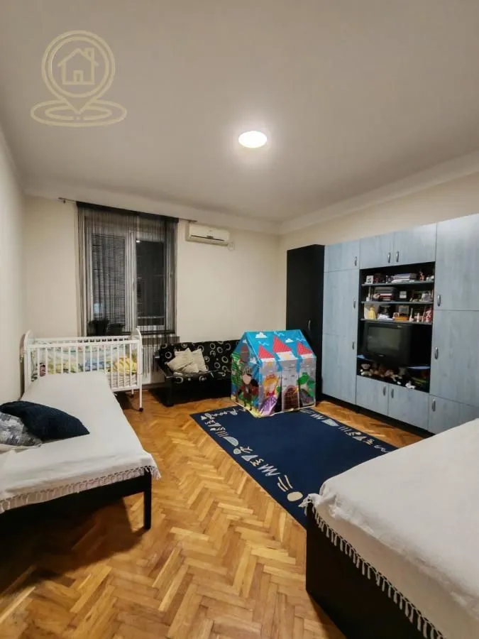 Rent, four bedroom apartment, 68m², Centar, Kragujevac