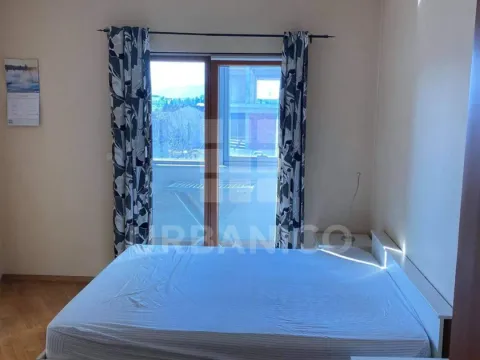 Izdavanje, jednosoban stan, 53m², Centar, Podgorica - image 8