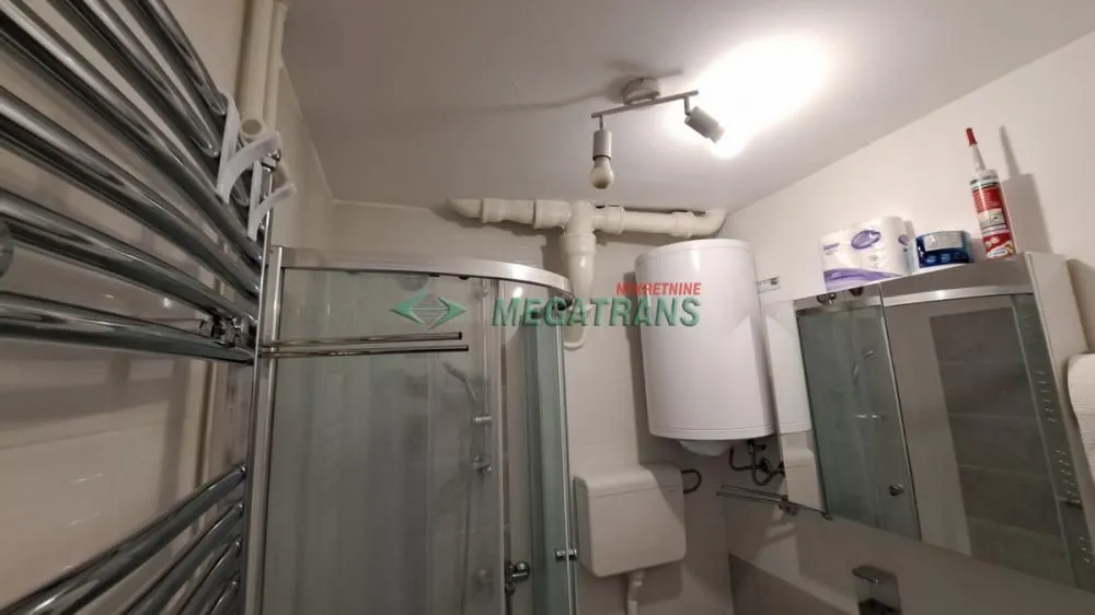 Izdavanje, dvosoban stan, 42m², Liman 2, Novi Sad Sve Podlokacije