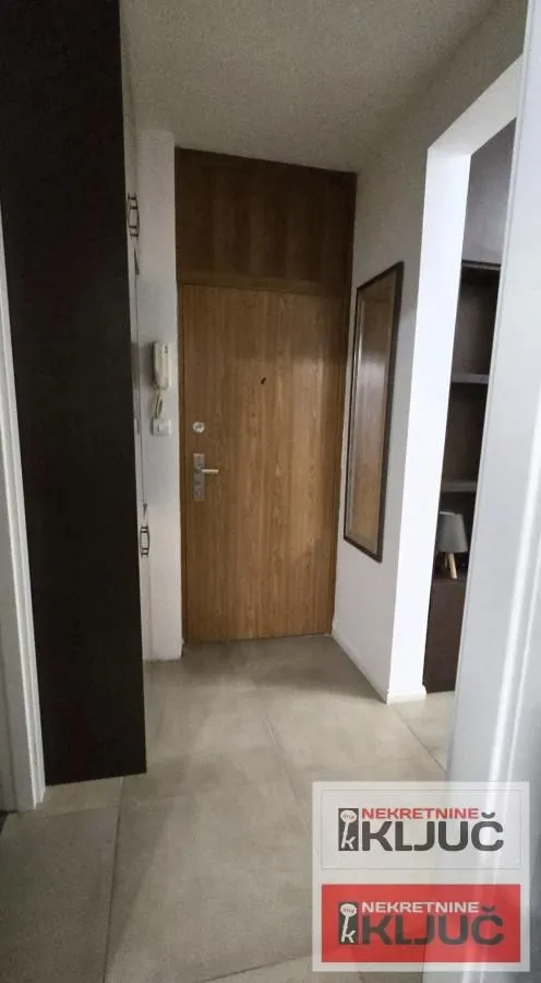 Izdavanje, dvosoban stan, 56m², Bulevar Oslobodjenja, Novi Sad Sve Podlokacije