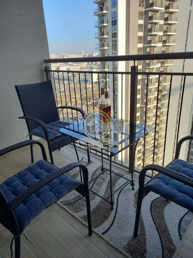 Izdavanje, dvosoban stan, 56m², Savski Venac, Beograd